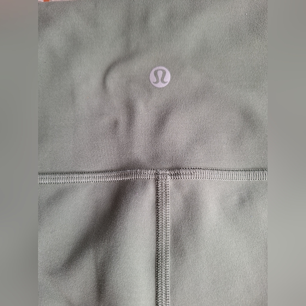 Lululemon Wunder Under High-Rise Tight 25" - Picture 6 of 8